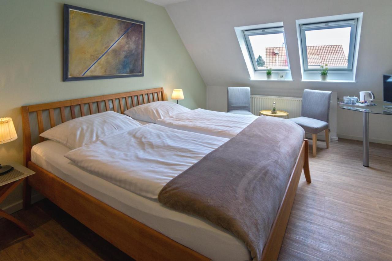 Hotel Am Elisabethufer Jever Dış mekan fotoğraf