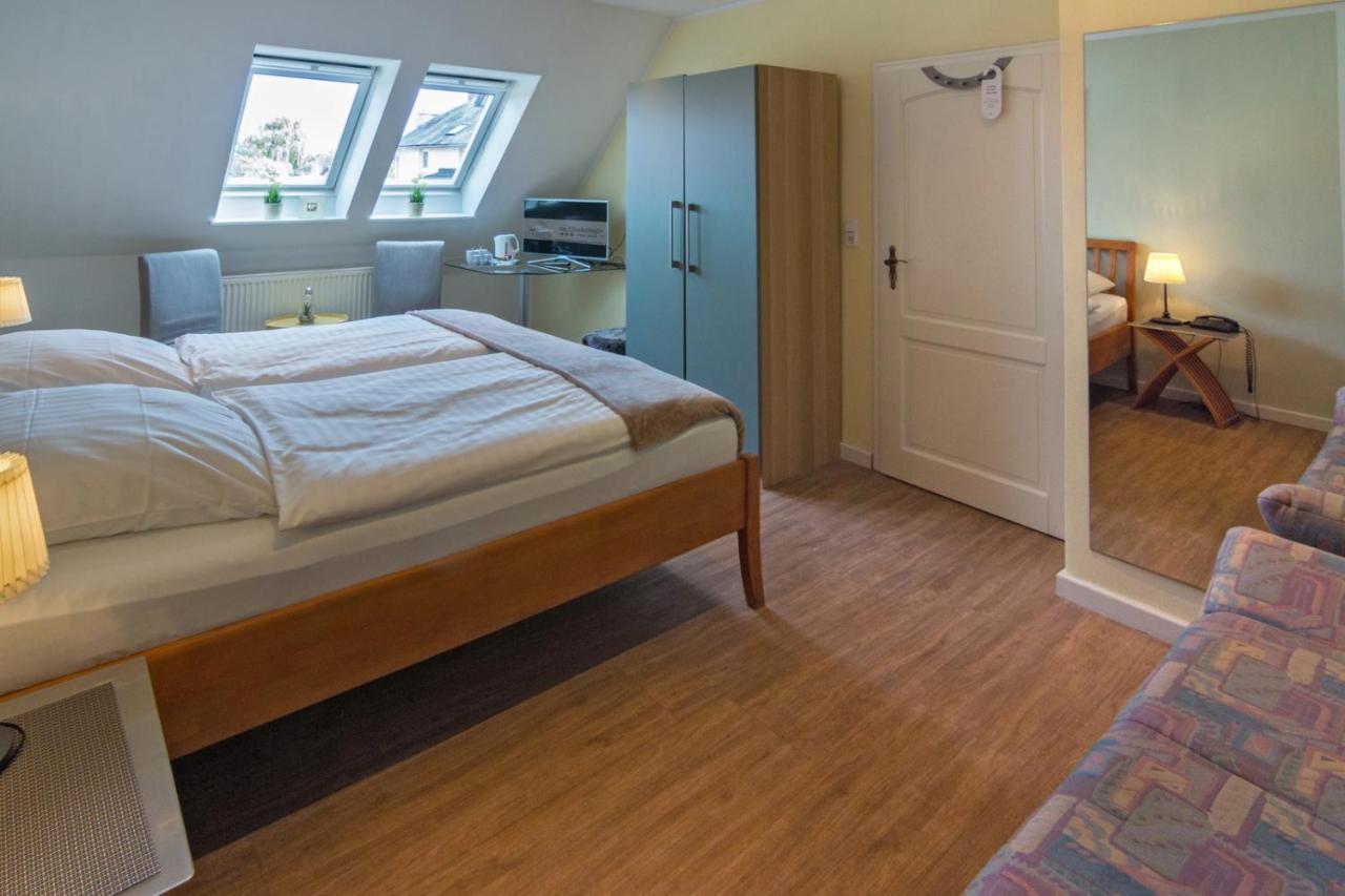 Hotel Am Elisabethufer Jever Dış mekan fotoğraf