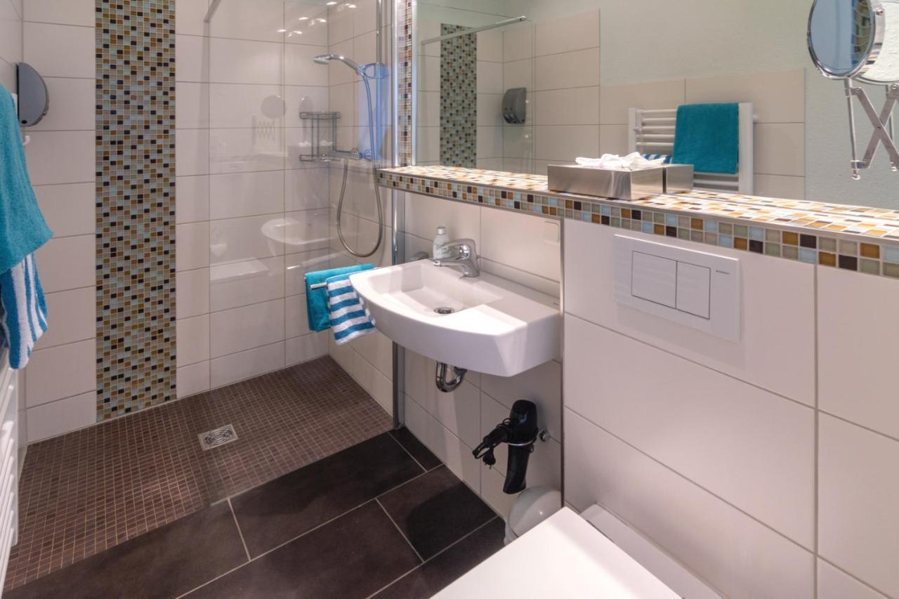 Hotel Am Elisabethufer Jever Dış mekan fotoğraf